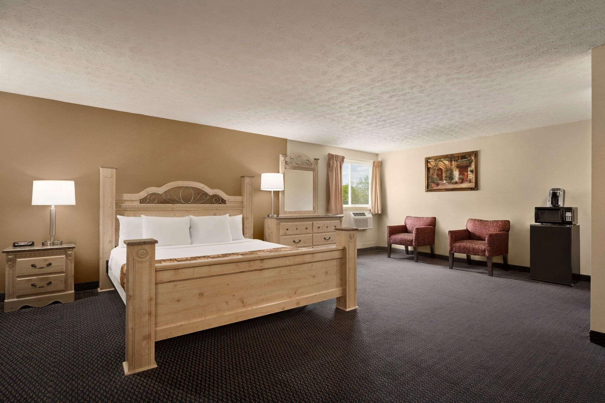 Days Inn By Wyndham Airport/Maine Mall South Portland Εξωτερικό φωτογραφία