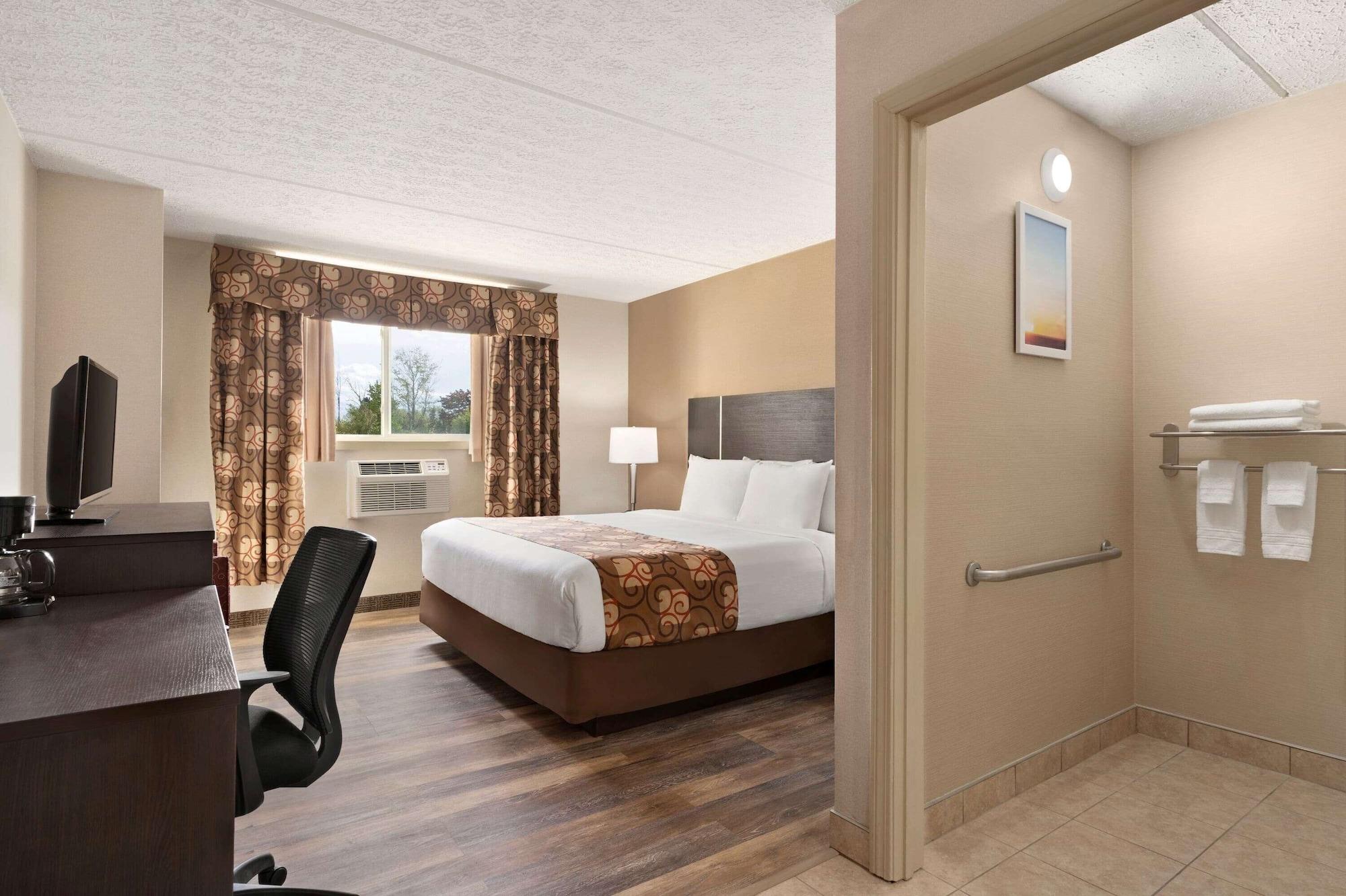 Days Inn By Wyndham Airport/Maine Mall South Portland Εξωτερικό φωτογραφία