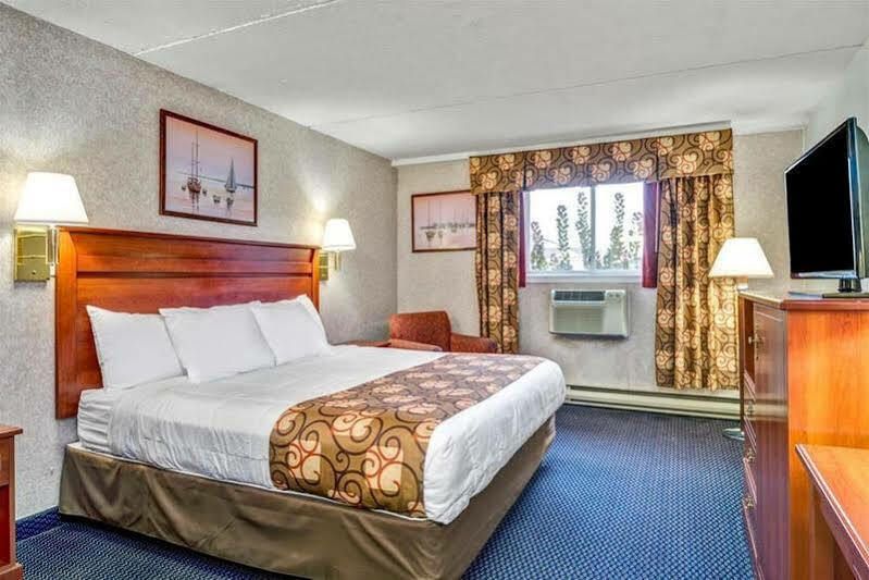 Days Inn By Wyndham Airport/Maine Mall South Portland Εξωτερικό φωτογραφία